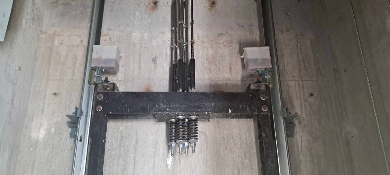 ELEVATOR SERVICE